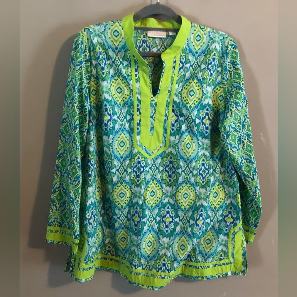Vibrant Green Patterned Women's Top